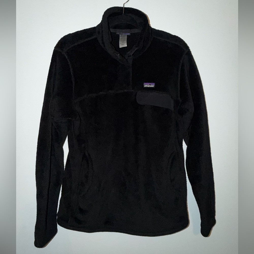 Patagonia Women’s Black Fleece Pullover